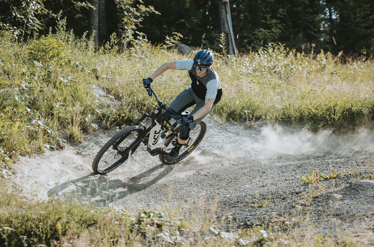 Husqvarna Hard Cross HC2