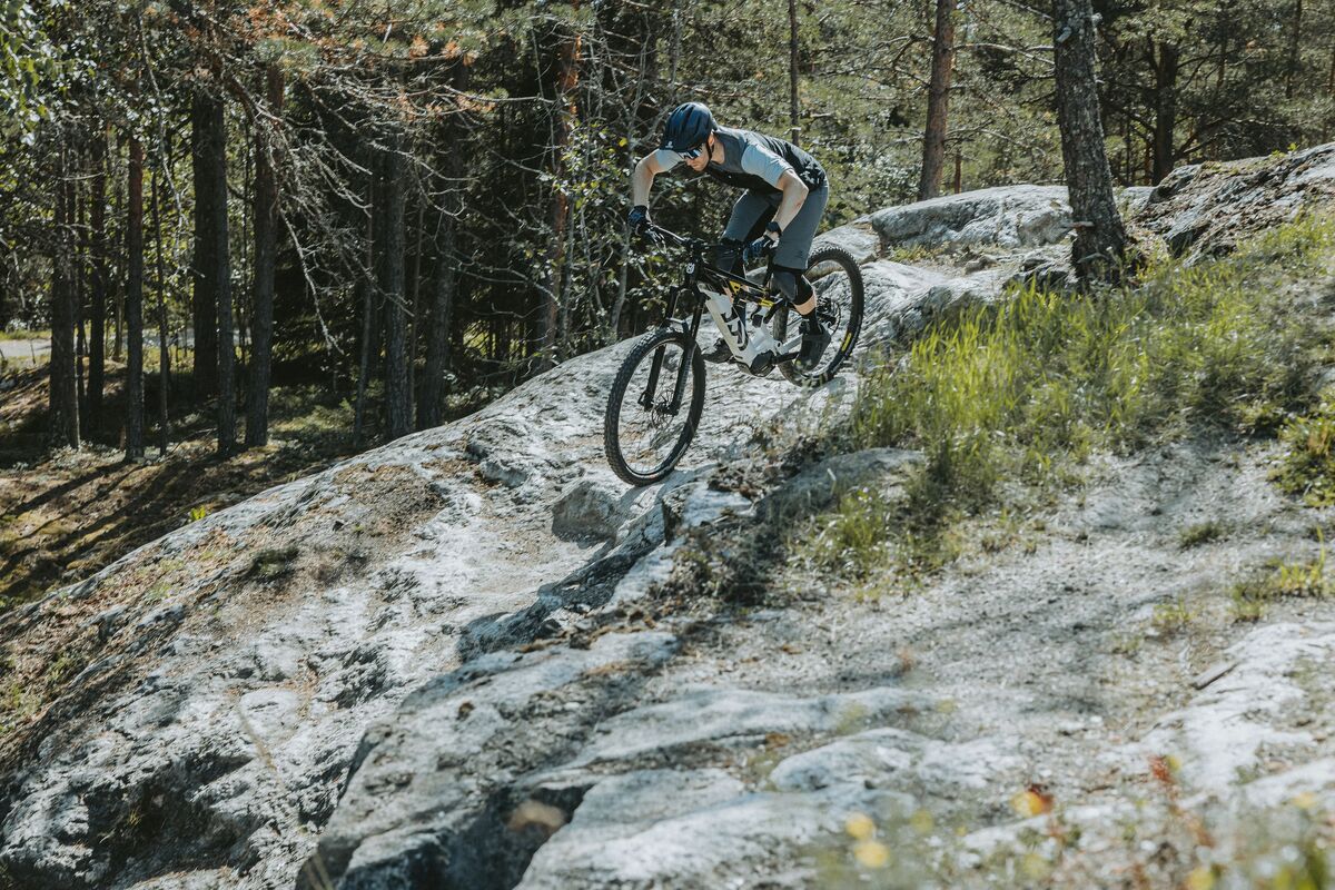 Husqvarna Hard Cross HC2