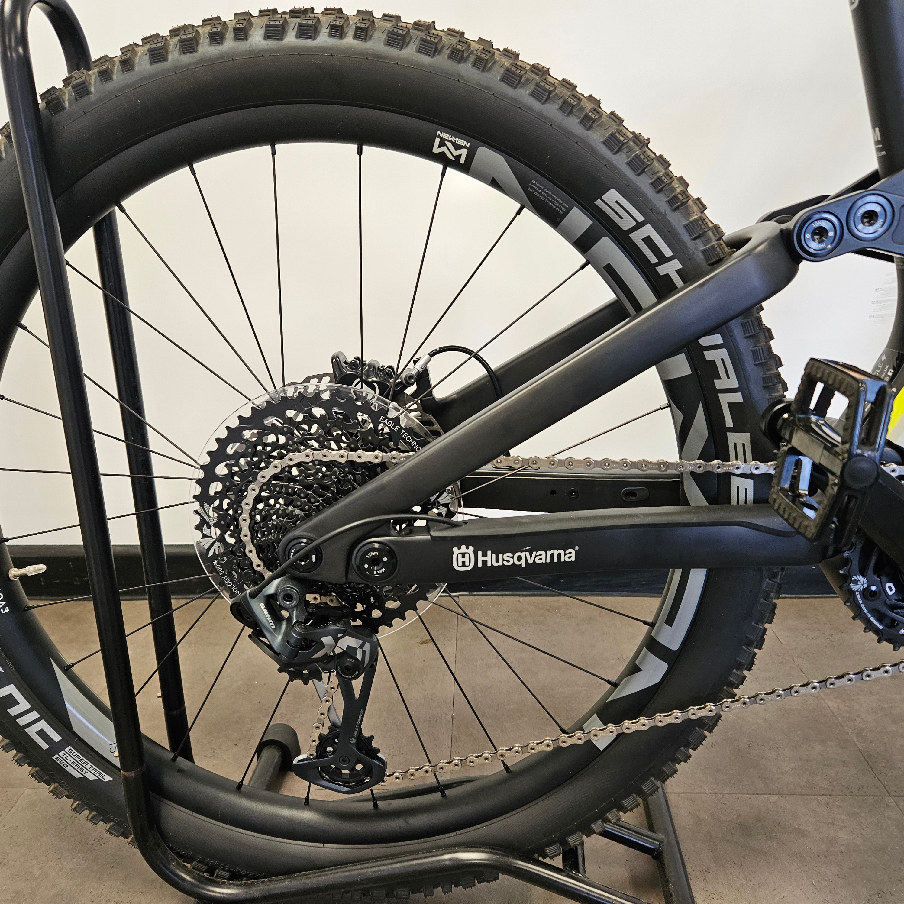 USED - Husqvarna Mountain Cross MC6 - Medium