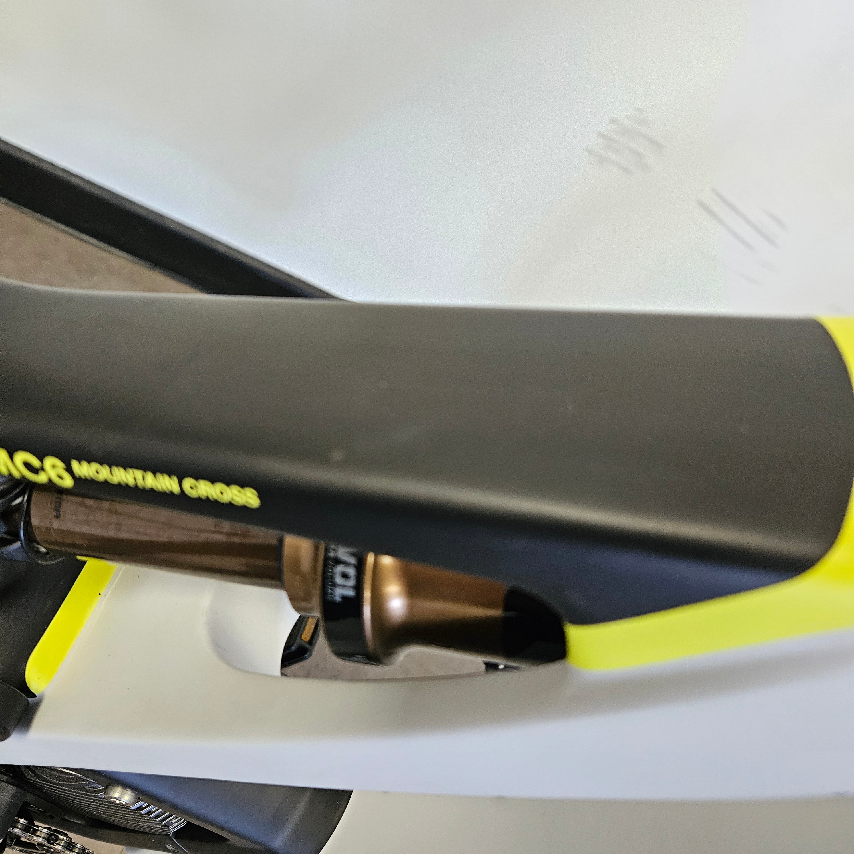 USED - Husqvarna Mountain Cross MC6 - Medium