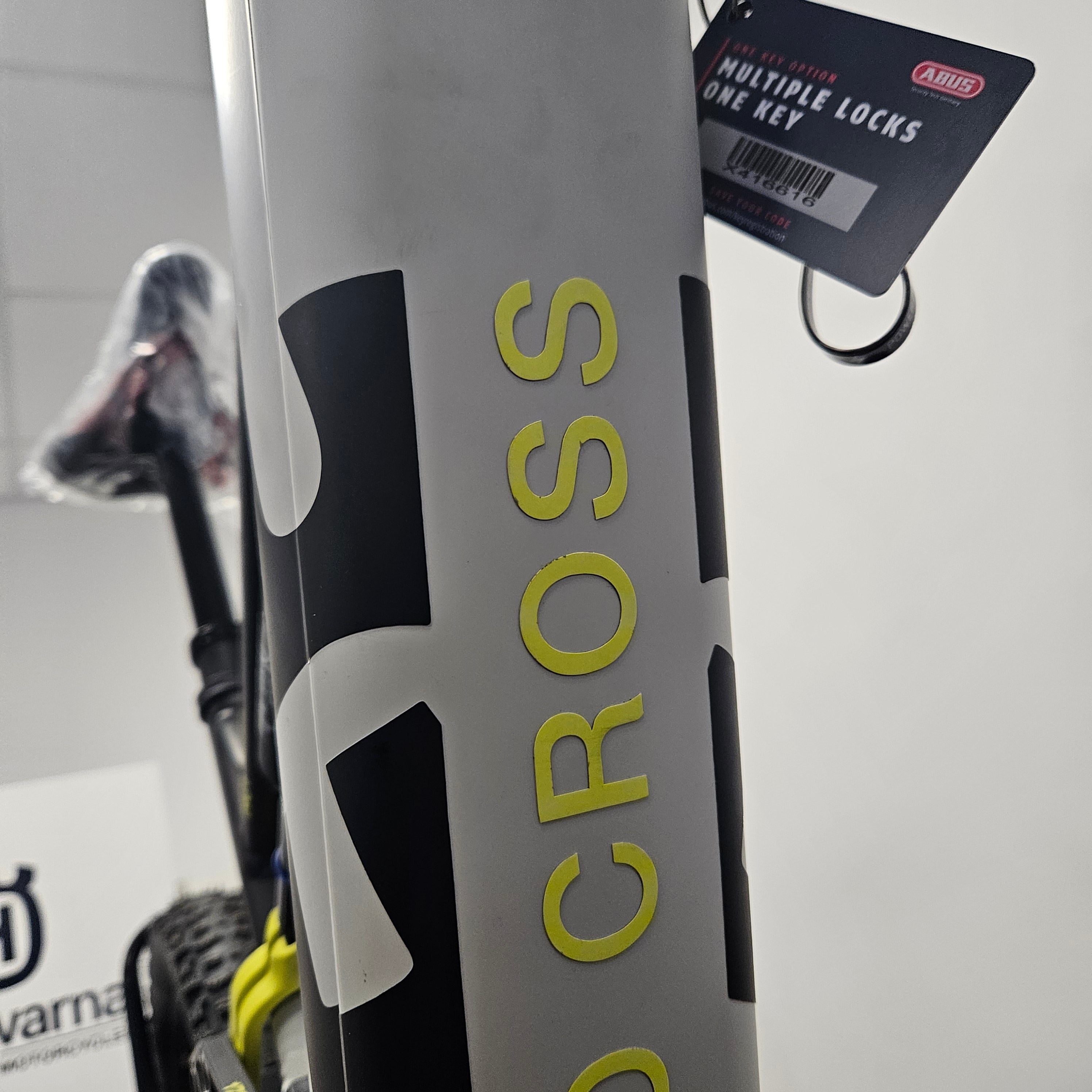 USED - Husqvarna Hard Cross HC1 - Medium