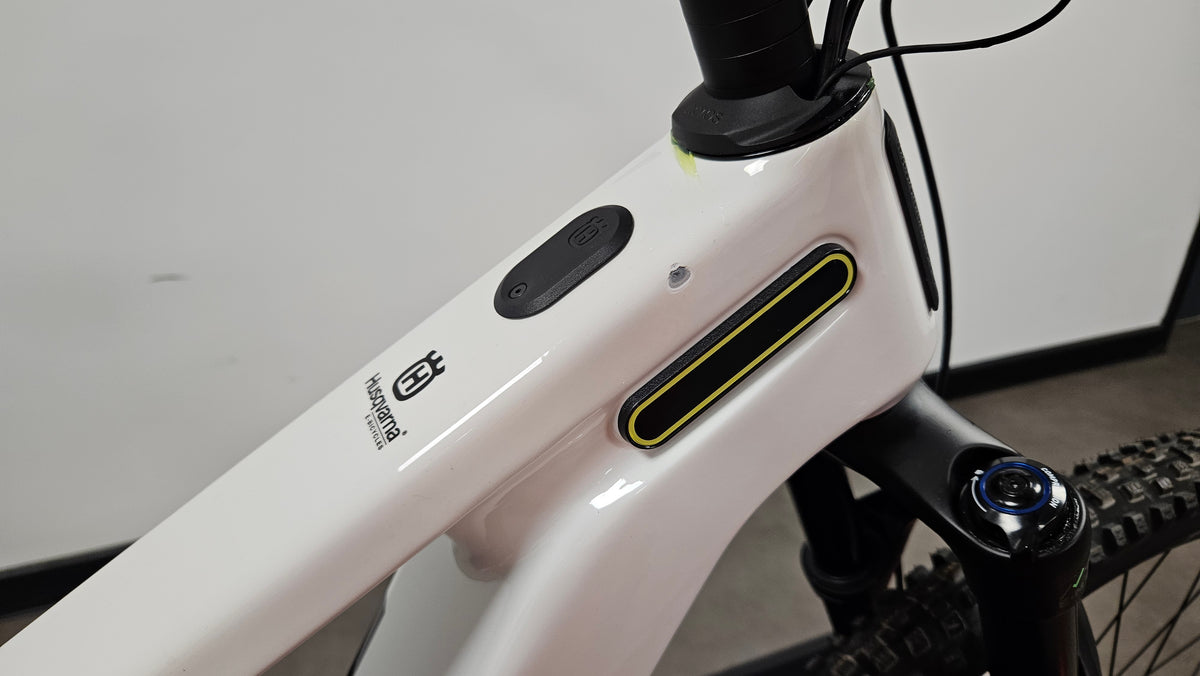 Shop Soiled - Husqvarna Mountain Cross MC4 - Medium