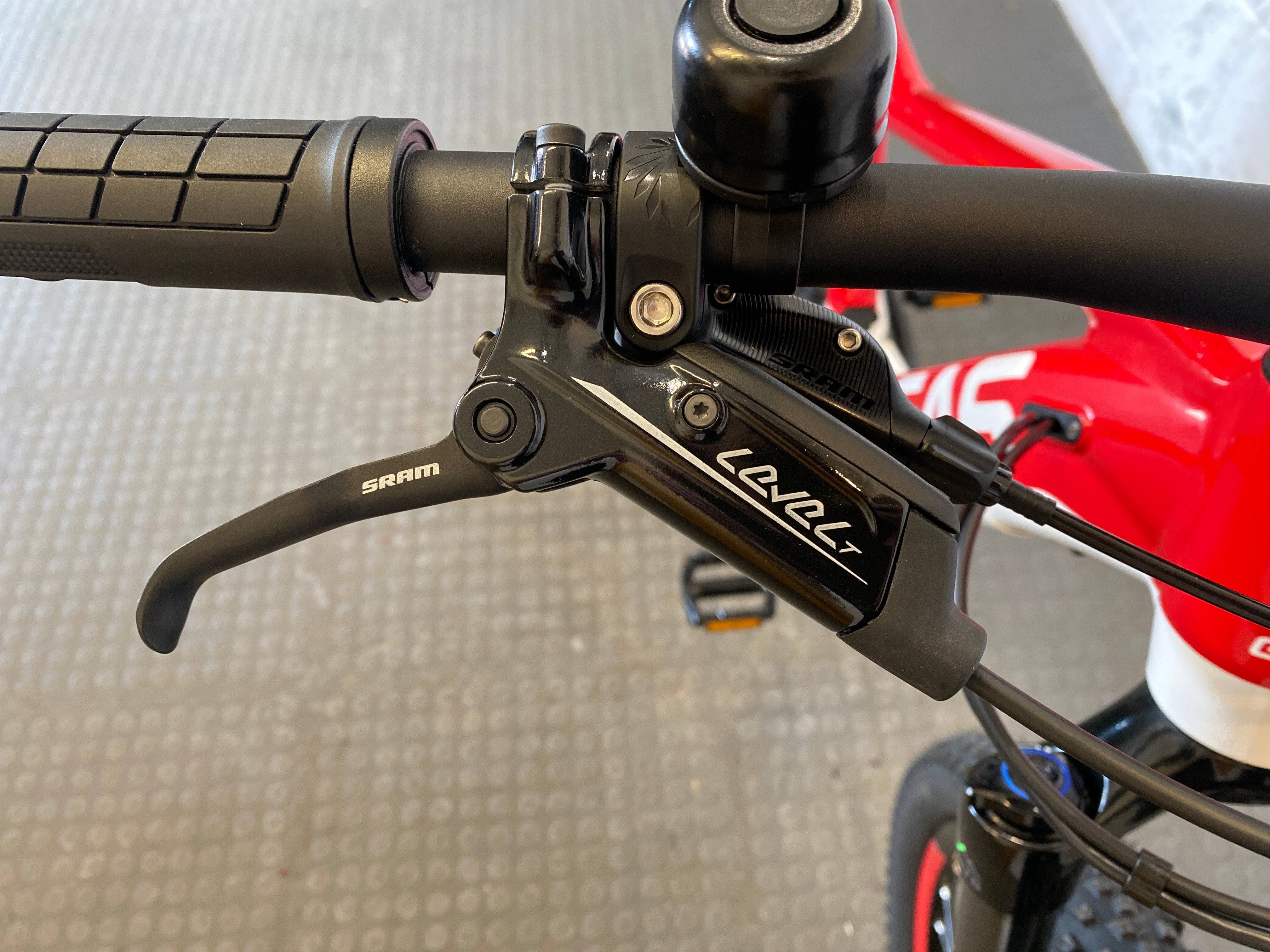 GasGas G Cross Country 3.0 - eMTB with Yamaha Motor, RockShox Forks, SRAM Components