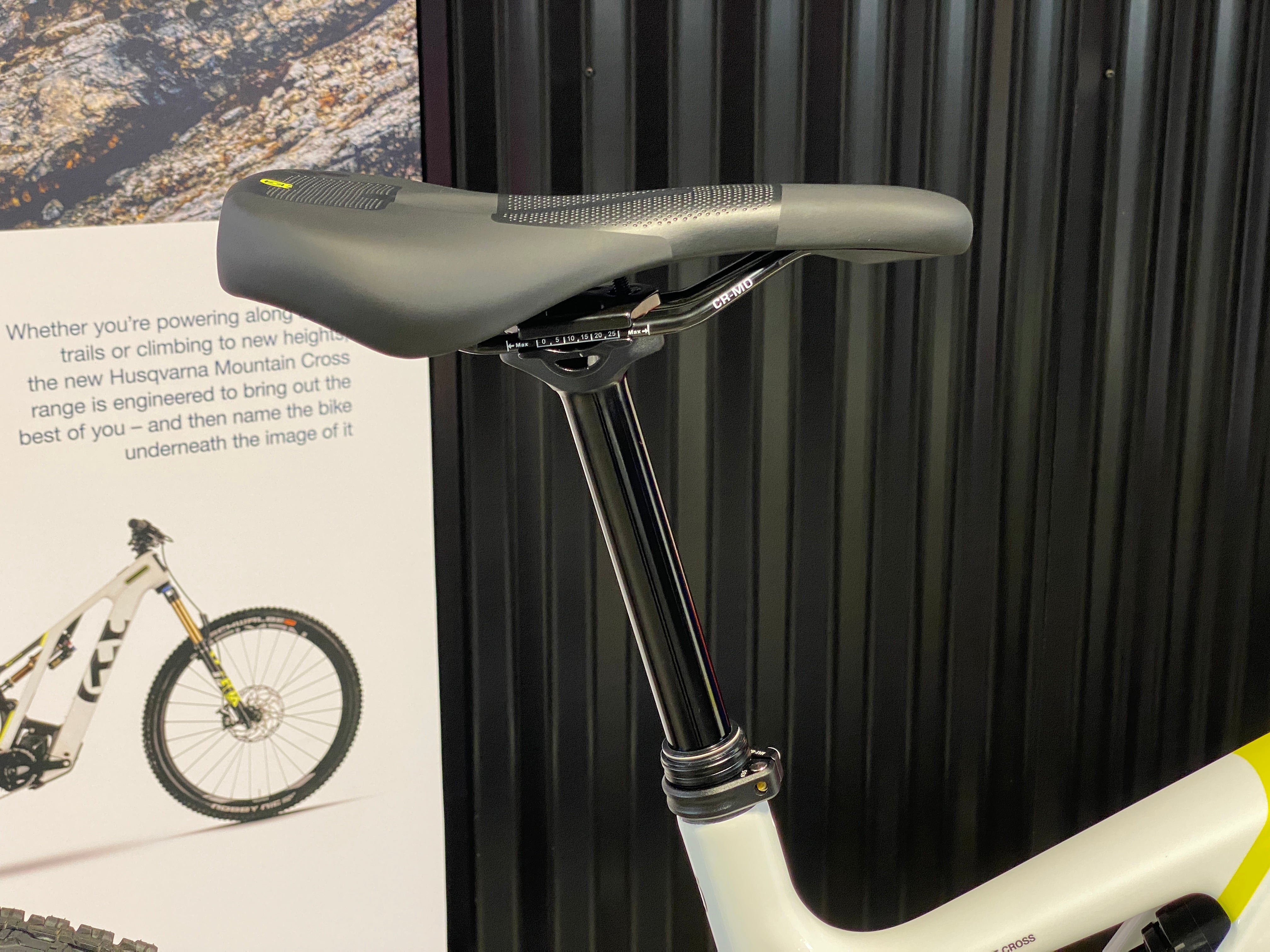 Husqvarna Light Cross LC4