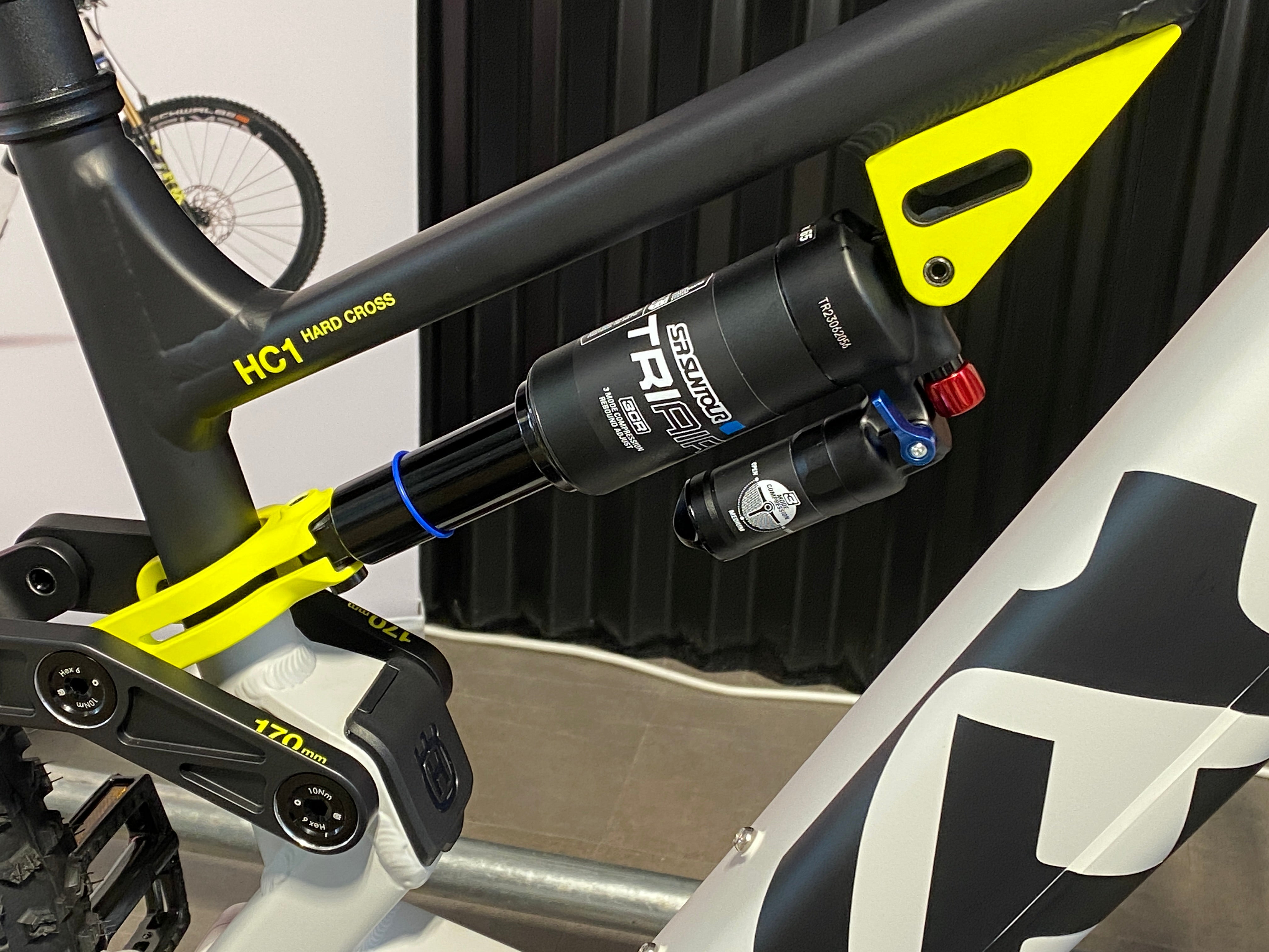 Husqvarna Hard Cross HC1