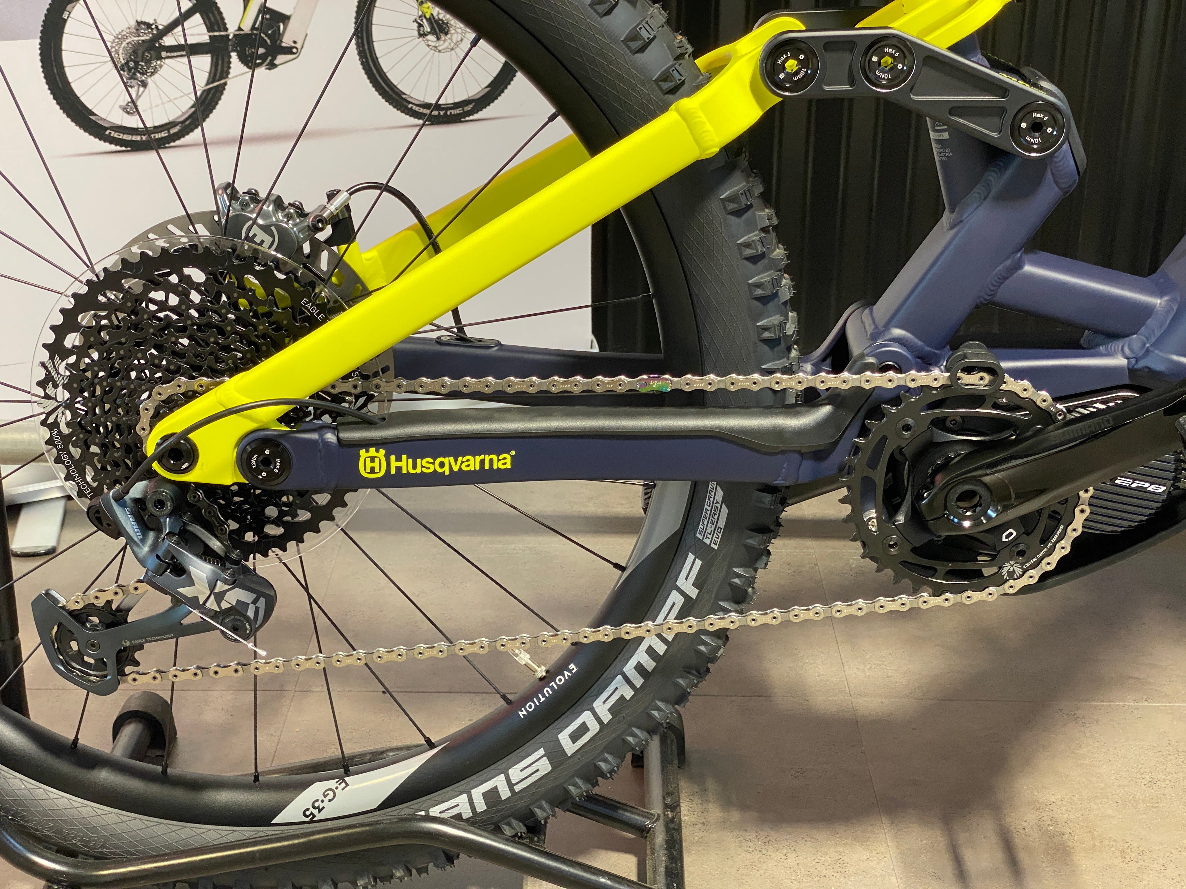 Husqvarna Hard Cross HC5