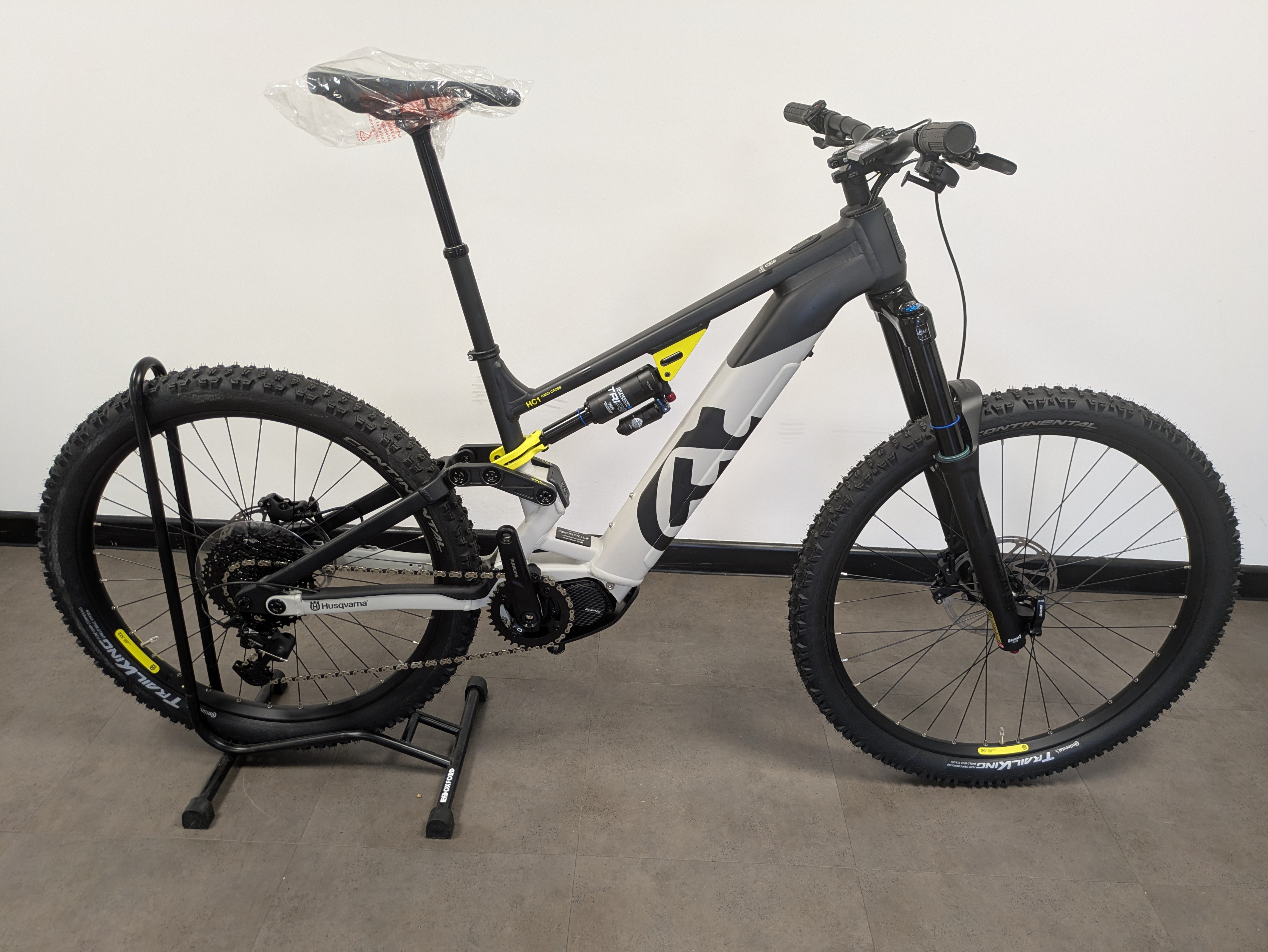 USED - Husqvarna Hard Cross HC1 - Medium