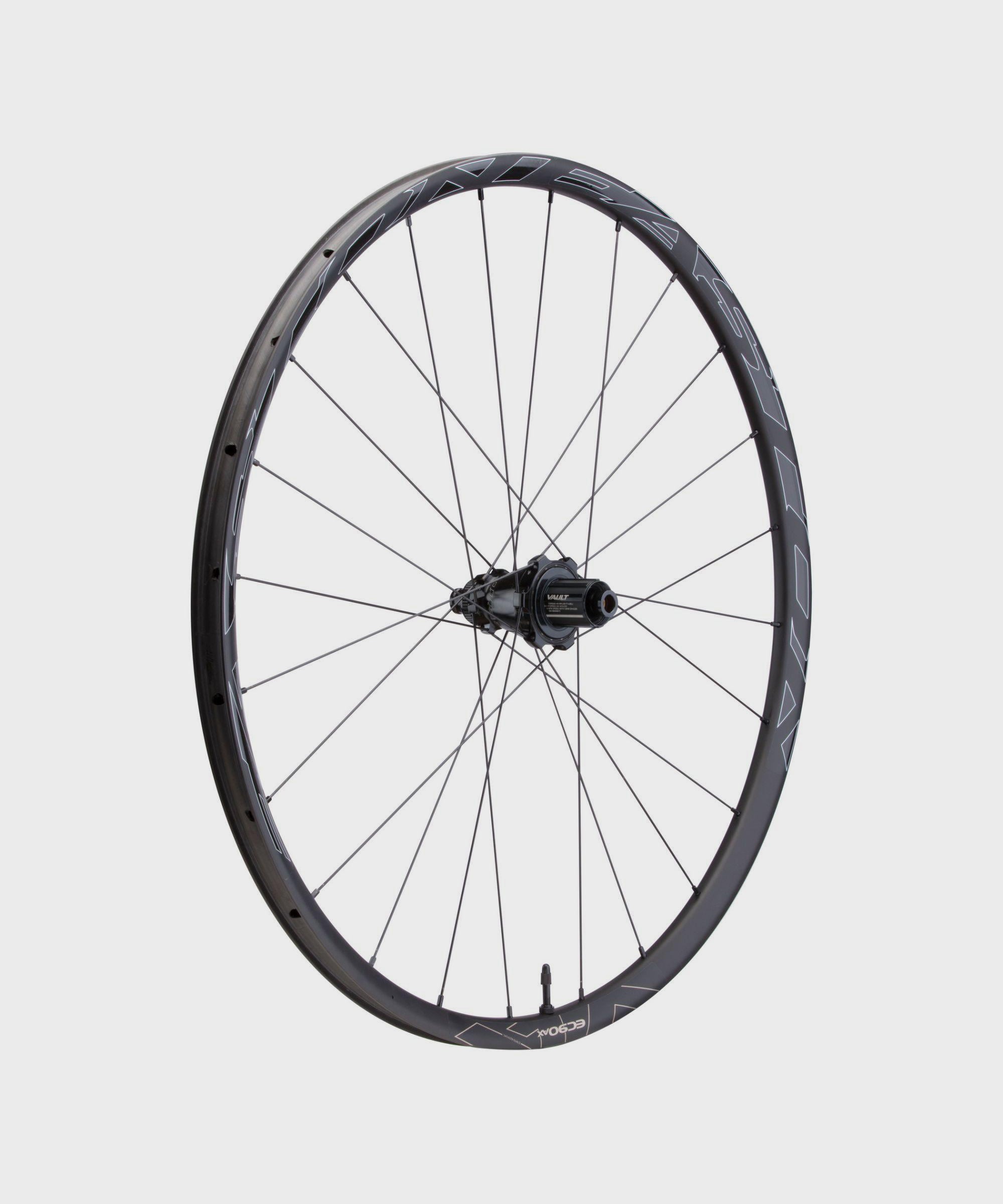 Easton EC90 AX 700c Clicher Disc Wheel - Front 700c 12x100mm / 15x100mm