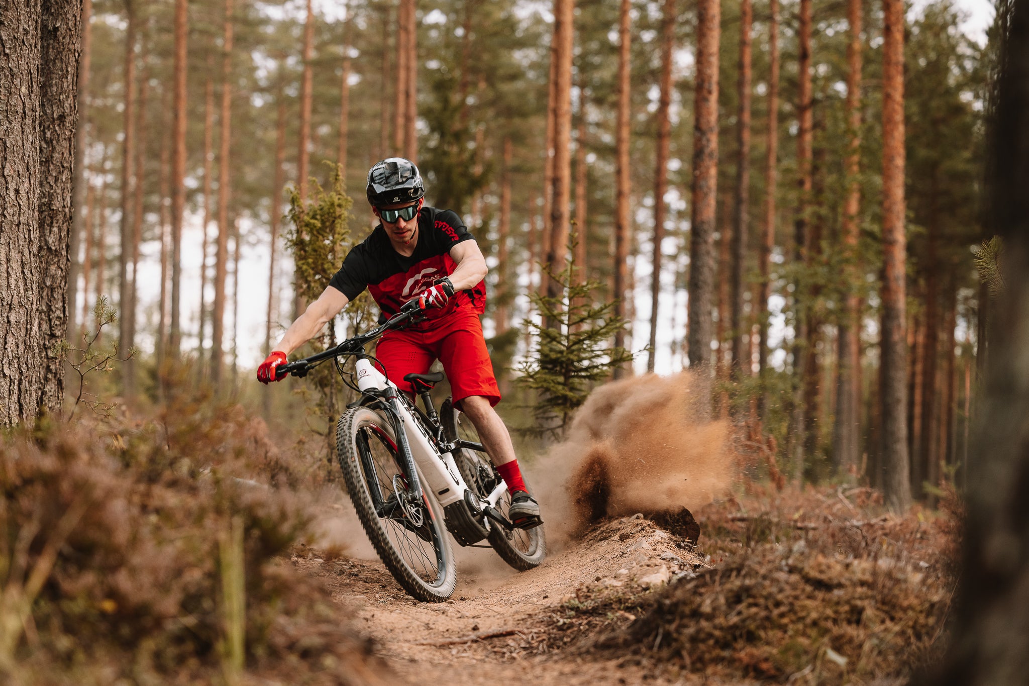 GasGas G Trail 2.0 - eMTB with Yamaha Motor, RockShox Suspension, SRAM Components