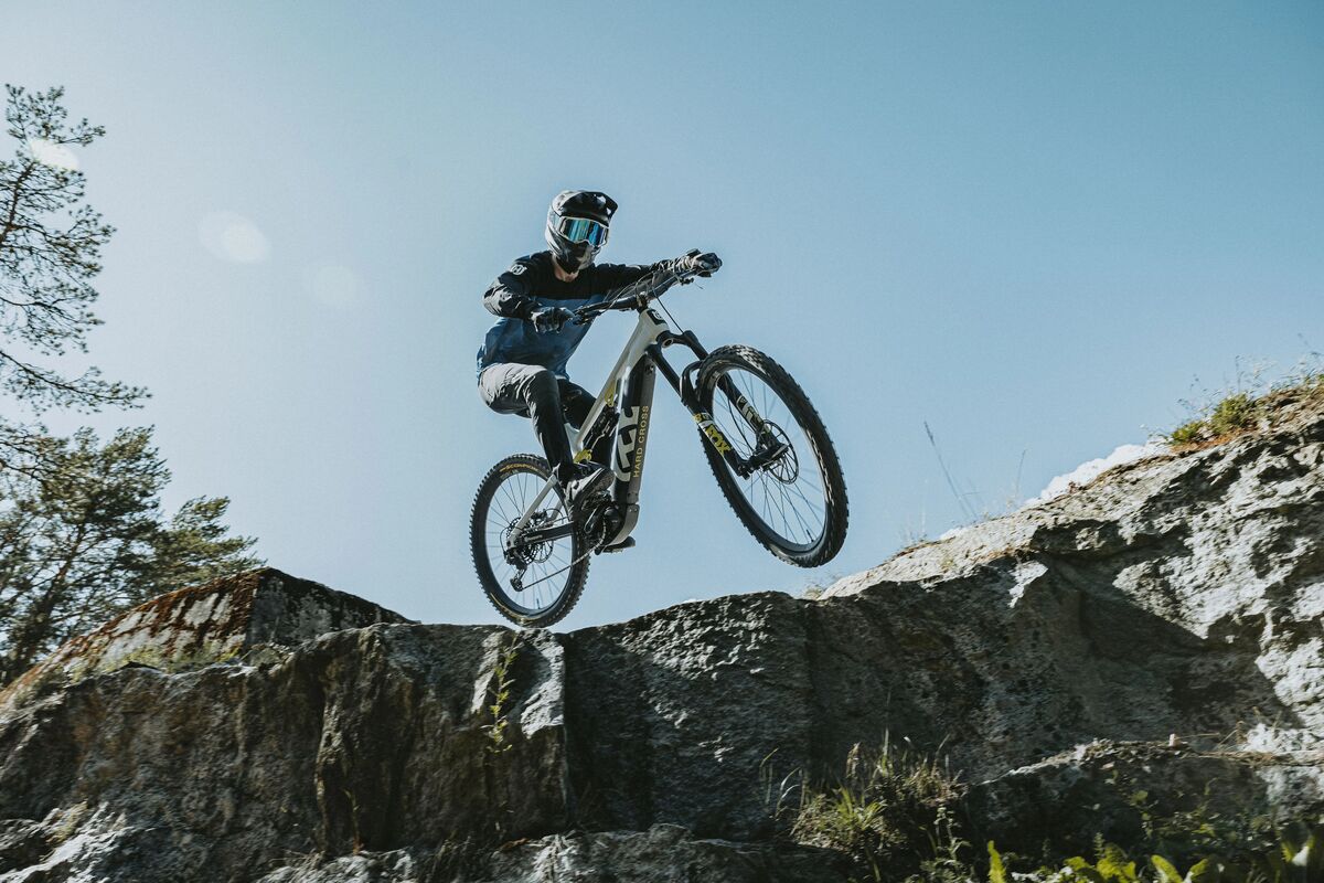 Husqvarna Hard Cross HC4
