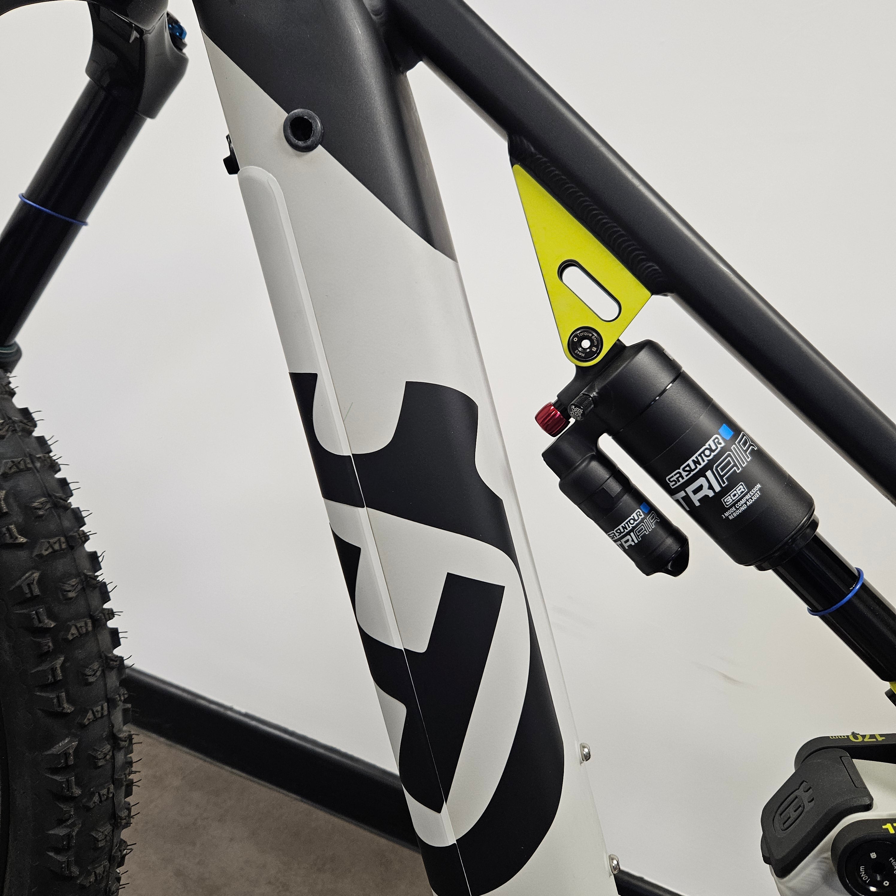 USED - Husqvarna Hard Cross HC1 - SMALL