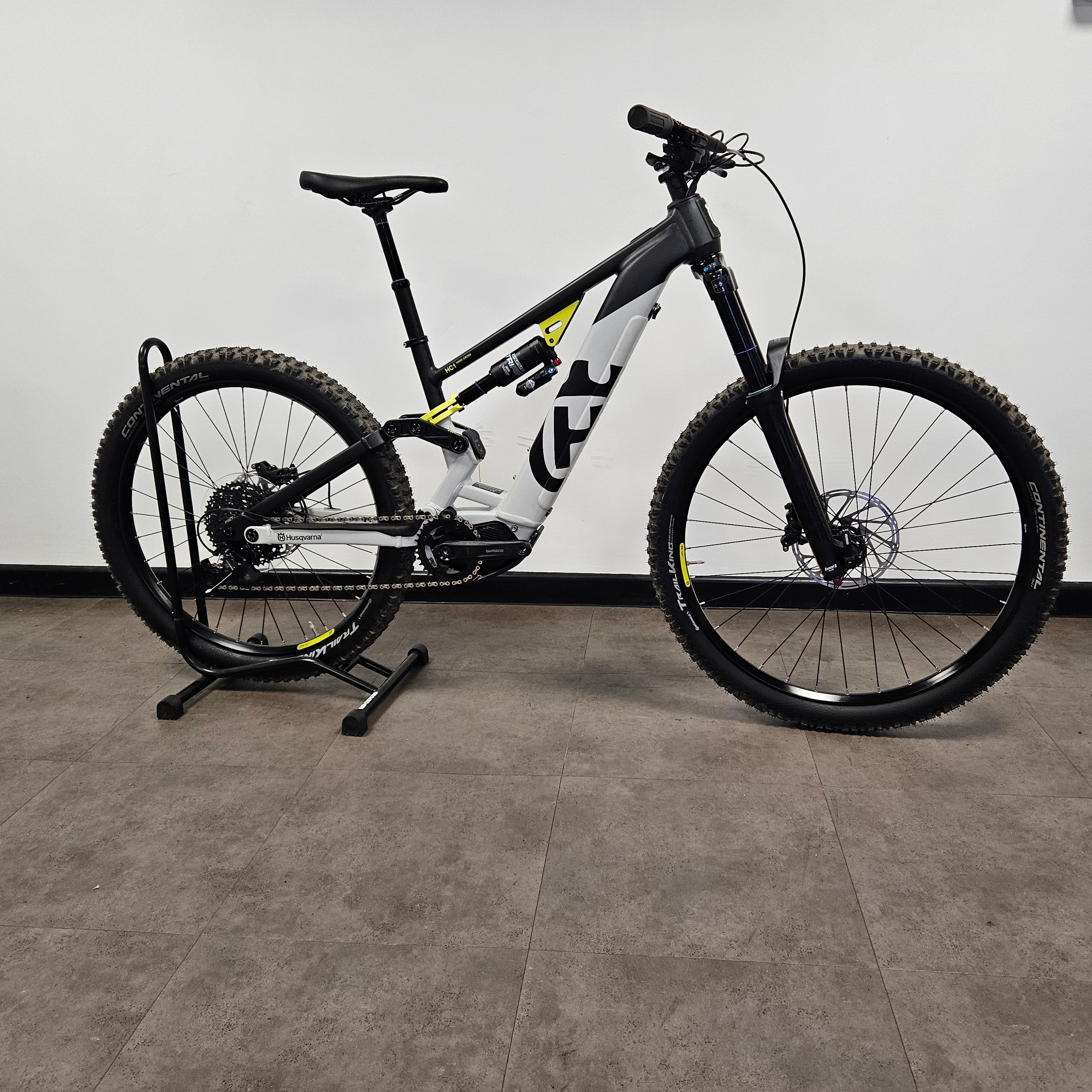 USED - Husqvarna Hard Cross HC1 - SMALL