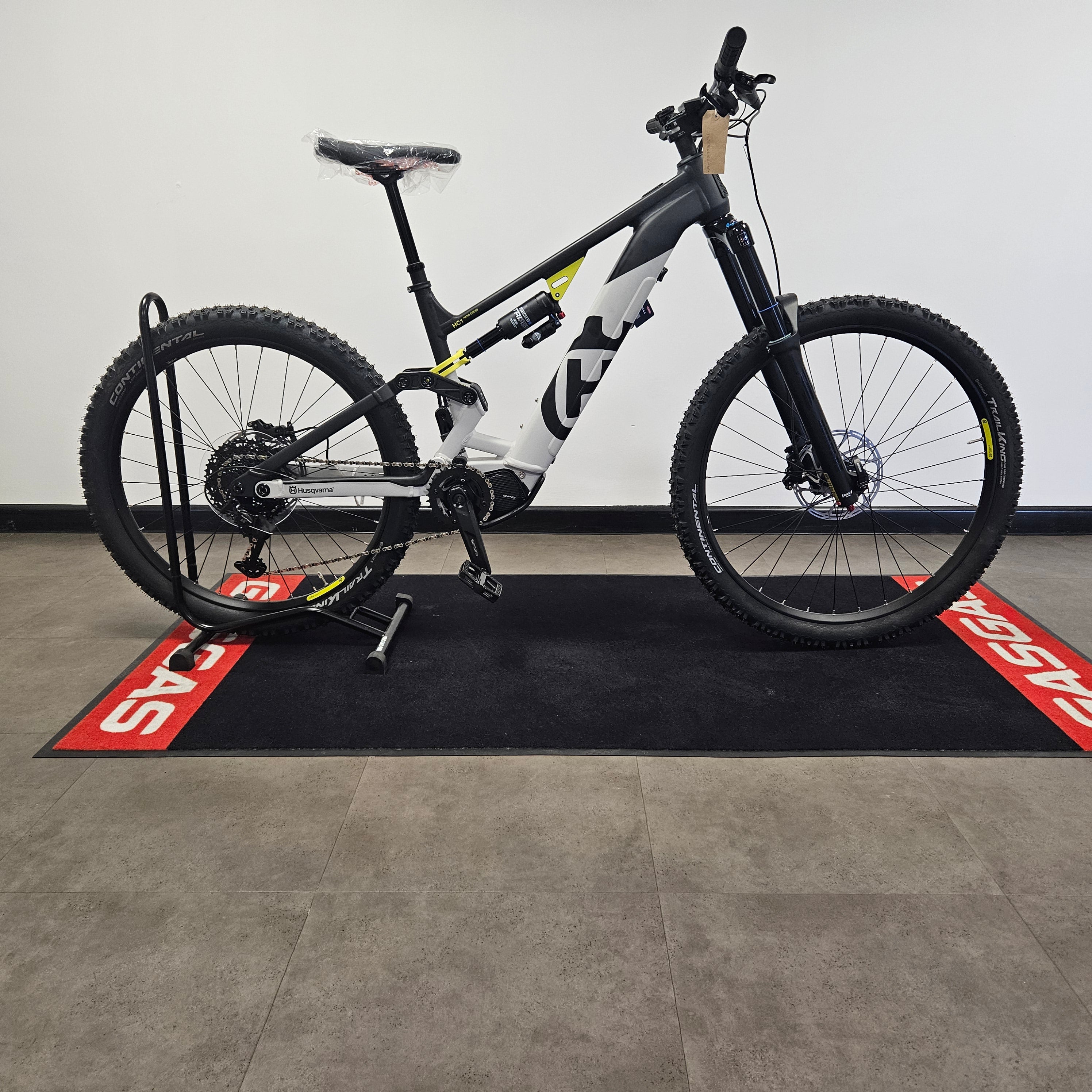 USED - Husqvarna Hard Cross HC1 - Medium
