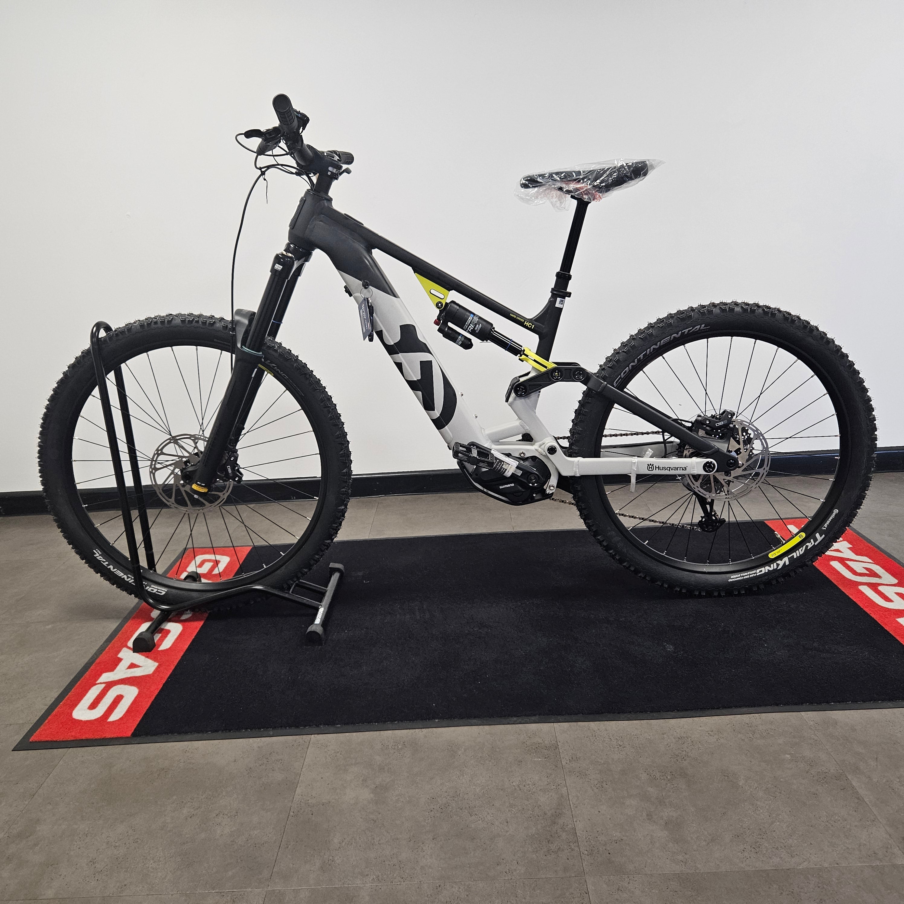 USED - Husqvarna Hard Cross HC1 - Medium