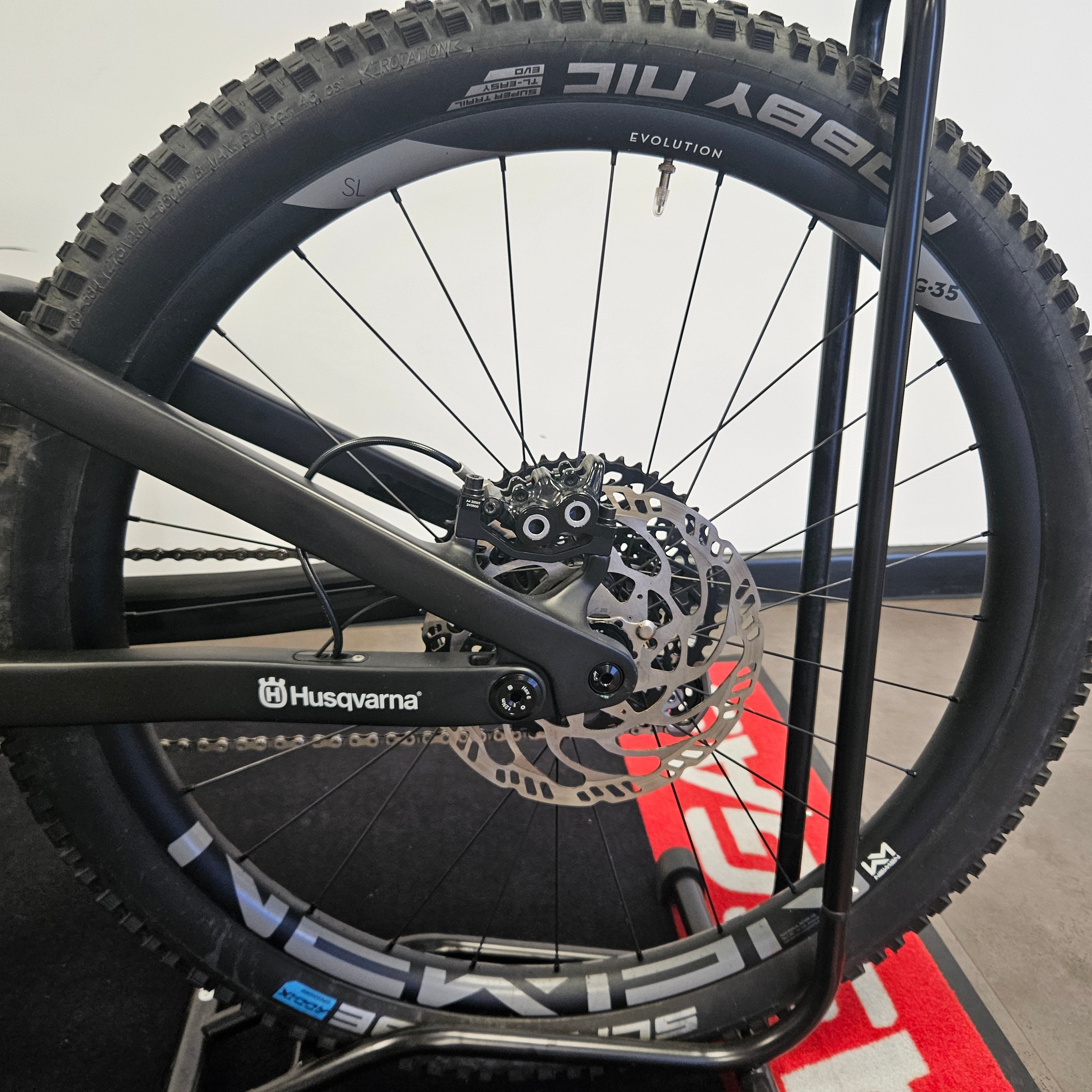 Ex Demo - Husqvarna Mountain Cross MC6 - Large