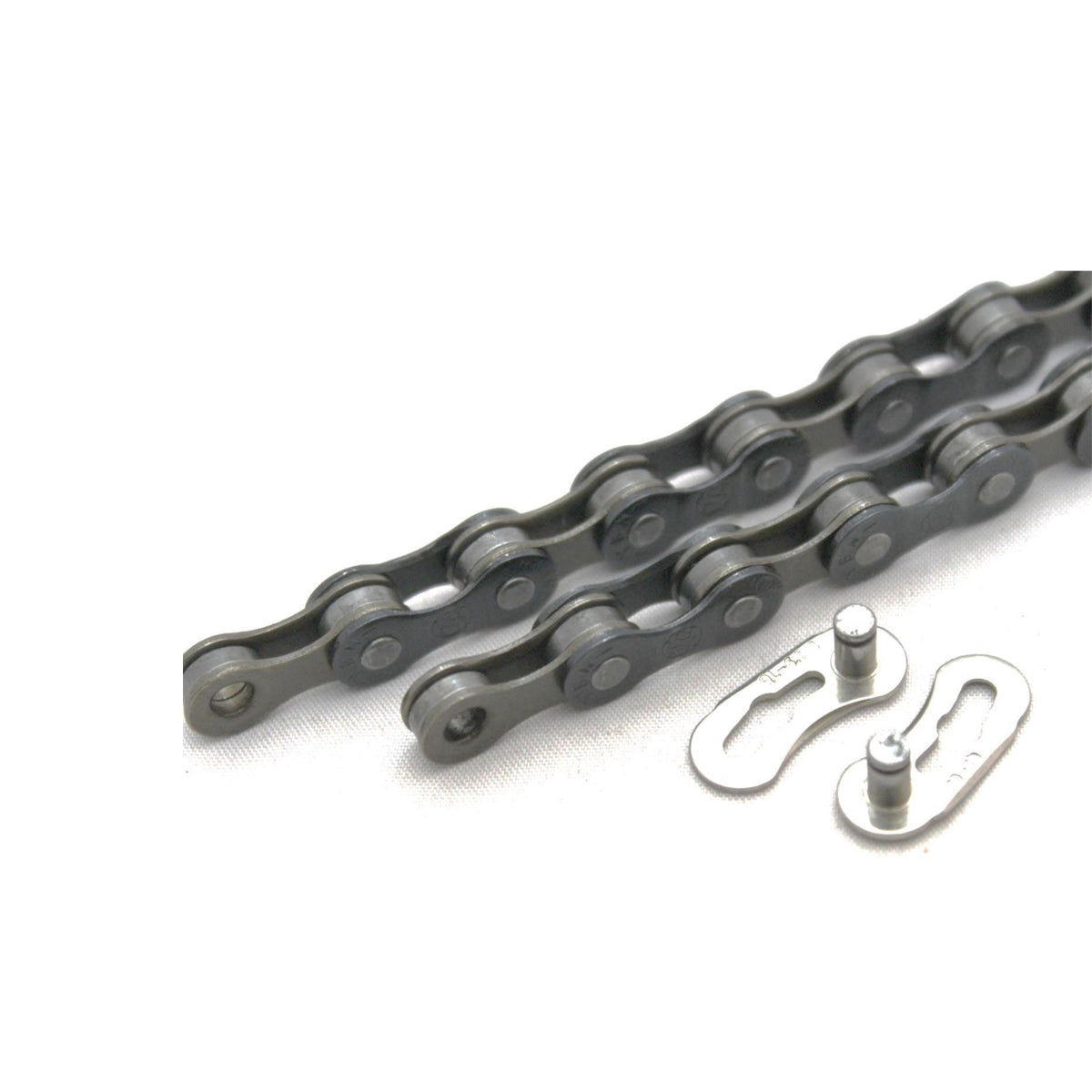 Clarks 9 Speed Chain 1/2x 11/128 x 116 Links Compatible w/ Most Derailleur Systems QR Link Inc. | Power2Cycle  9 SPEED